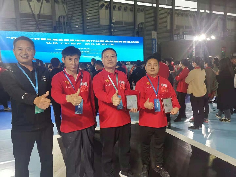 4鐜夐緳鐜繚绔炴妧鍥㈤槦